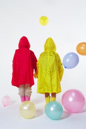 完全遮光の日傘で紫外線対策！おしゃれで軽量なおすすめ商品ガイド