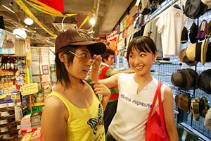 オリジナルTシャツを1枚から作成！デザインから注文まで完全ガイド【2025年最新版】